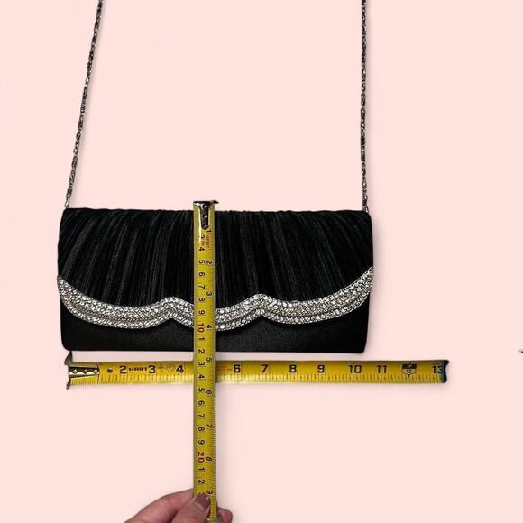 Vtg black and silver clutch - Picture 3 of 4